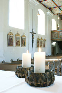 Sich orientieren an der Kirche (Blick über den Altar der Pfarrkirche)